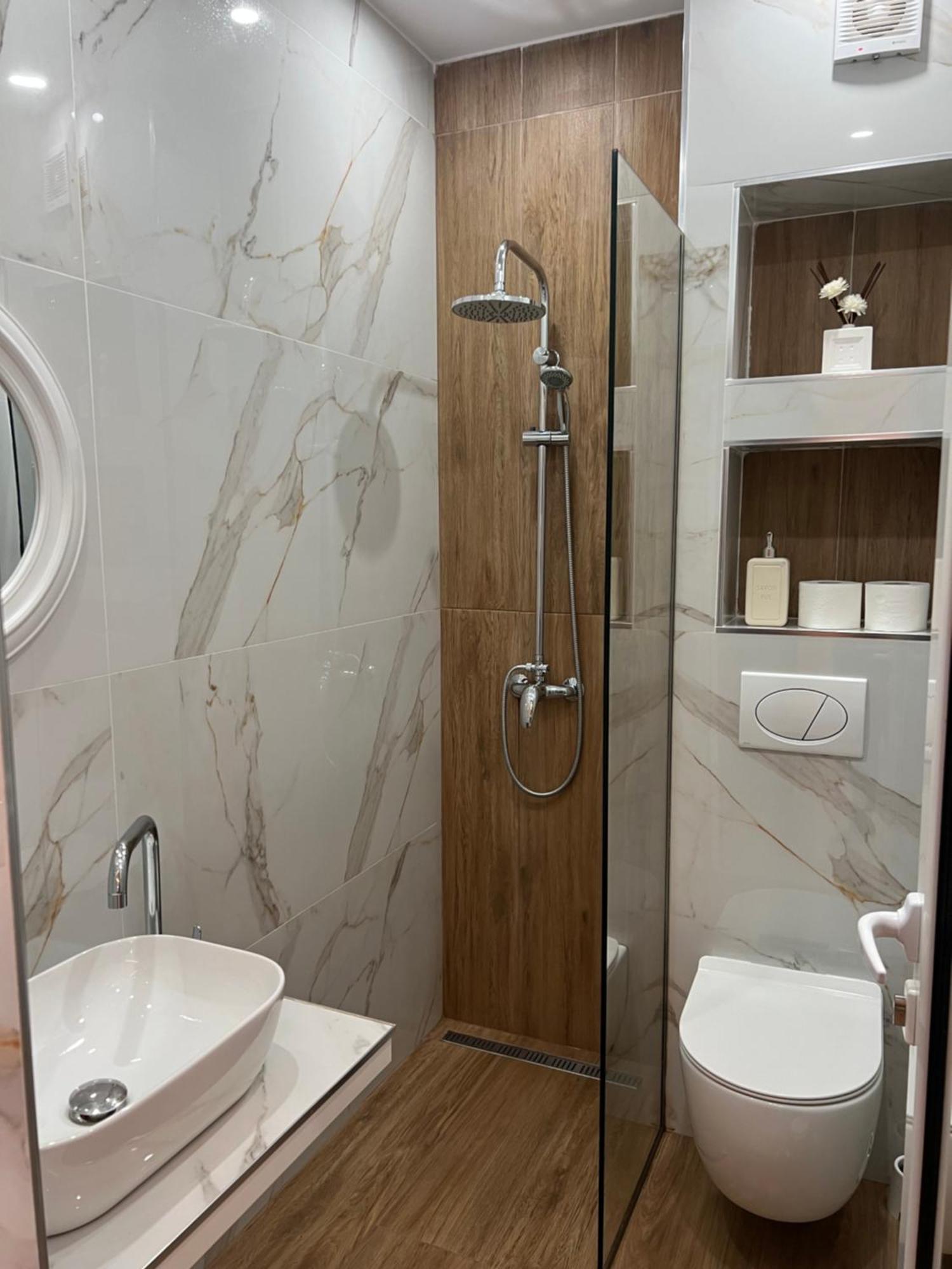 Apartments Sadiku With Sea View Sarandë Eksteriør billede